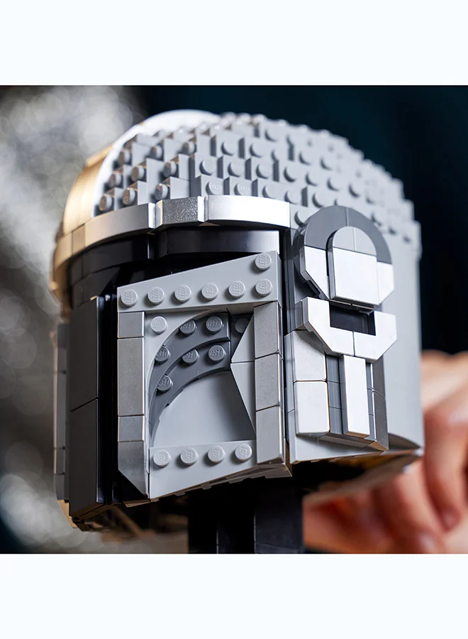LEGO Star Wars TM The Mandalorian™ Helmet 75328 (584) Pieces