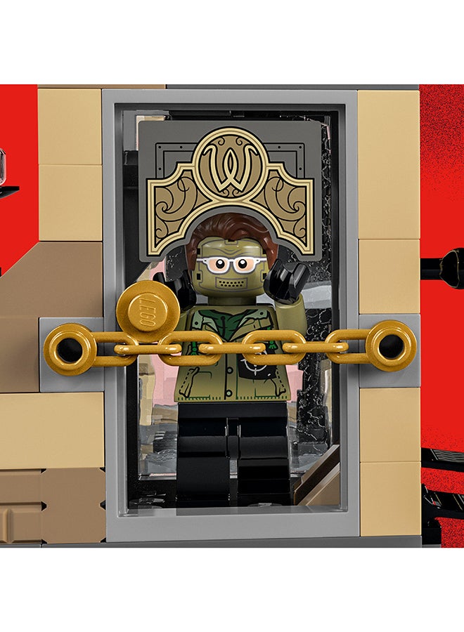 LEGO - 76183 Dc Batman Batcave: The Riddler Face-Off  Building Kit 581 Pieces 8+ Years - Image 1