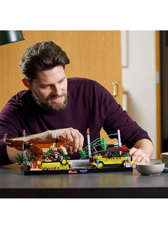 LEGO - 76956 Jurassic World T. rex Breakout 76956 1212 18+ years - Image 1