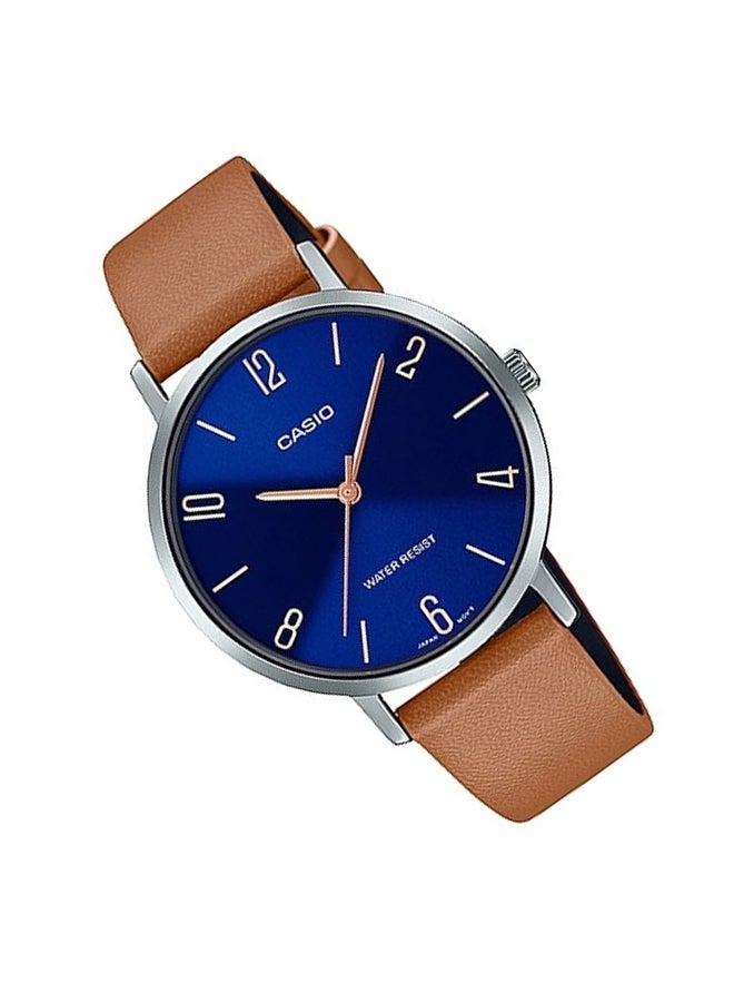 CASIO Women's Leather Analog Watch LTP-VT01L-2B2 - 34 mm - Brown - Image 5