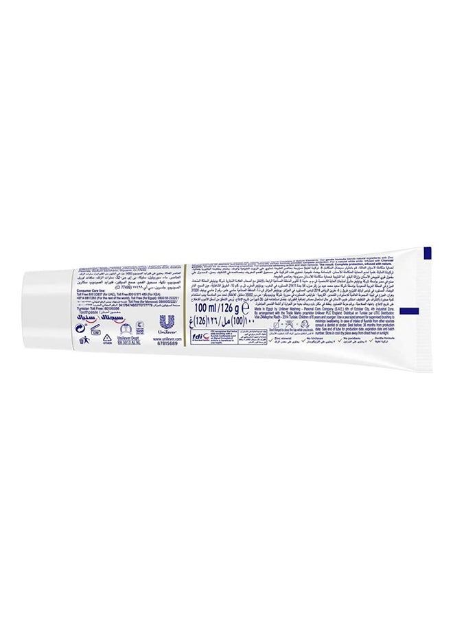 Signal - Complete 8 Actions Charcoal Toothpaste 100ml - Image 1