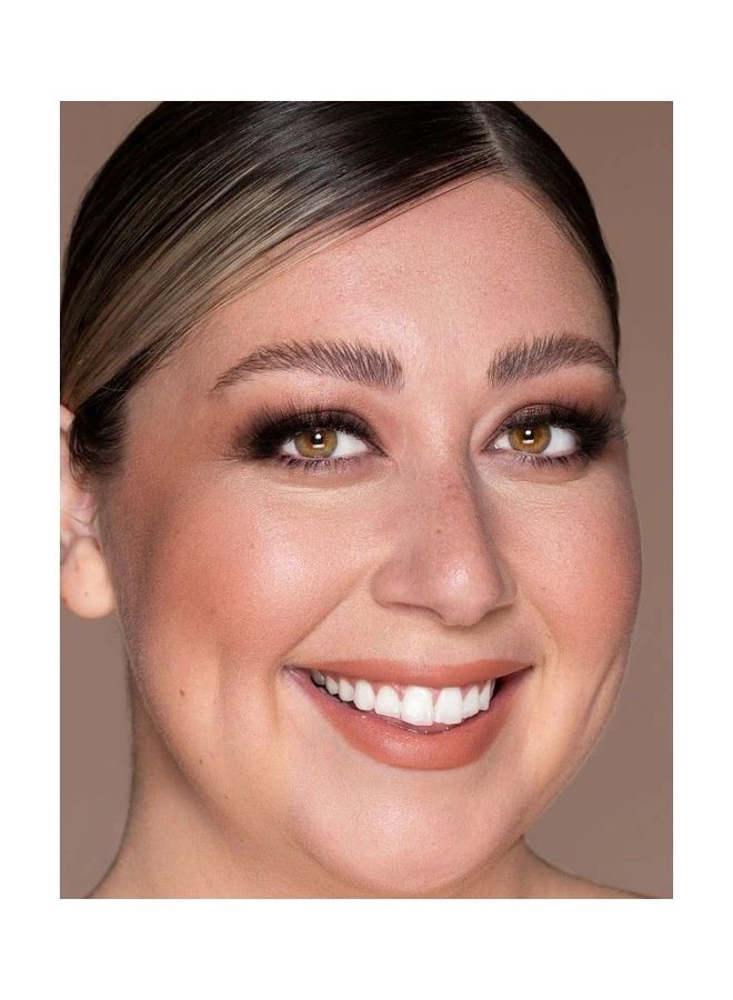 LA Girl La Girl Tinted Foundation With Natural Finish WARM BEIGE  - Image 2