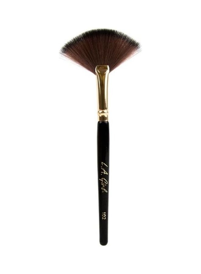 LA Girl - Cosmetic Brush-Fan Black - Image 1