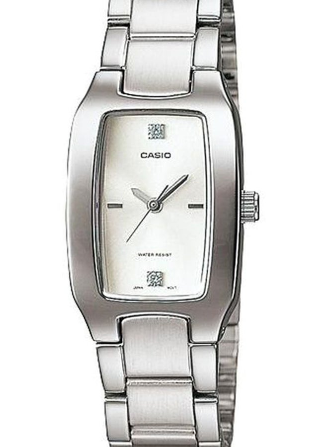 كاسيو ساعة يد إنتايسر بعقارب  مقاومة للماء طراز LTP-1165A-7C2DF‏ للنساء - Image 5