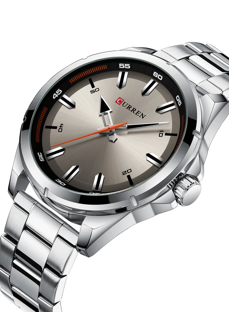 كارين ساعة يد كوارتز كاجوال بسوار من الإستانلس ستيل مقاومة للماء قياس 8320 - مقاس 46 مم - لون فضي للرجال - Image 2