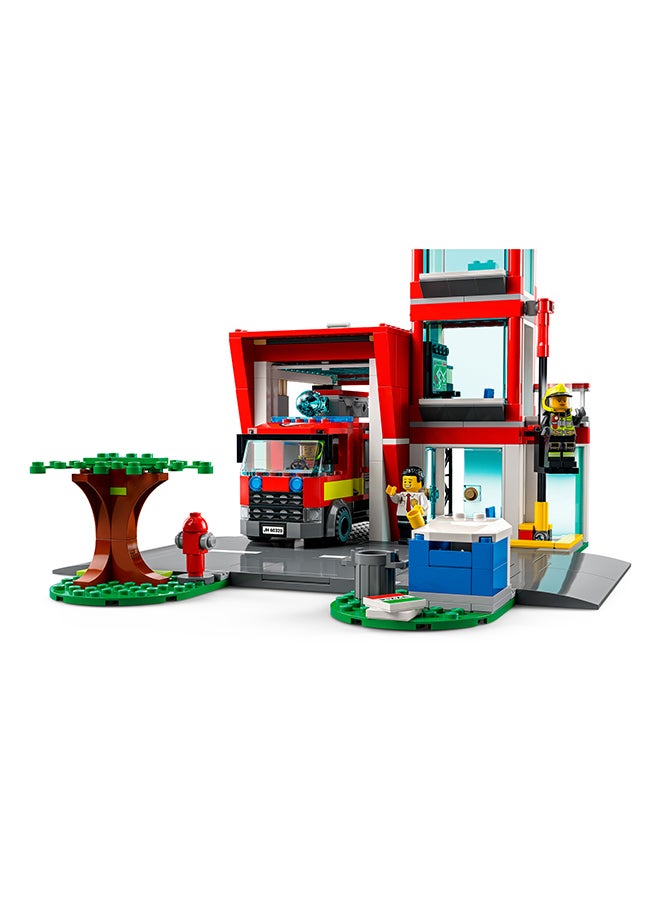 LEGO - 60320 City Fire Station 60320 Building Kit (540 Pieces) 540 6+ Years - Image 1