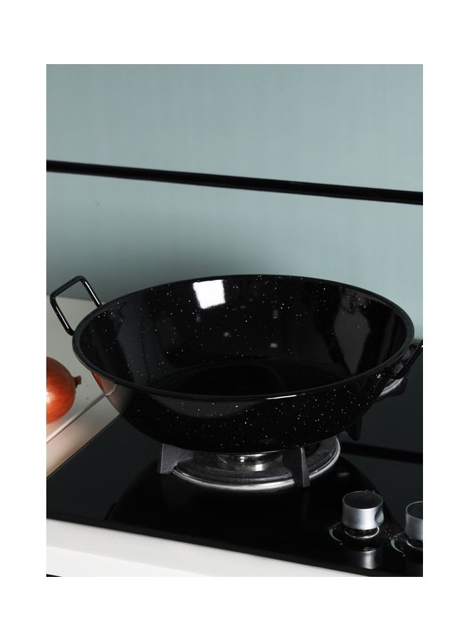 رويال فورد مقلاة ٣٢ سم مع طلاء بالمينا - RF11329 | تصميم أنيق بقاعدة مسطحة إضافية ومقابض مرتفعة ، وإخراج الطعام وتنظيفه بسهولة | مثالي للقلي العميق والسطحي اسود 32 cmسم  - Image 2