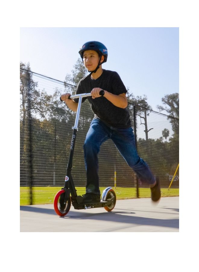 Razor A5 Air Kick Scooter  - Image 4