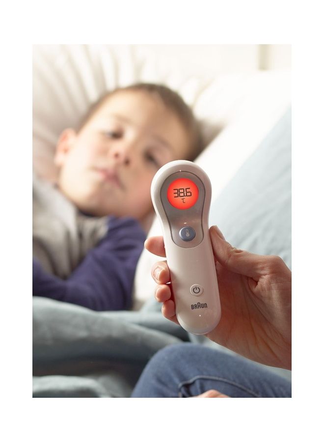 BRAUN - Bnt300Ca No-Touch Forehead Thermometer With Color Coded Display For Infants Children And Adults - Image 1
