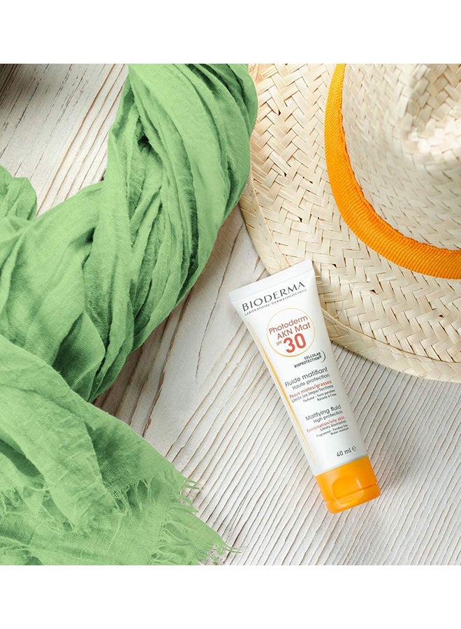 Bioderma - Photoderm Akn Matifying Fluid SPF30 40ml - Image 1