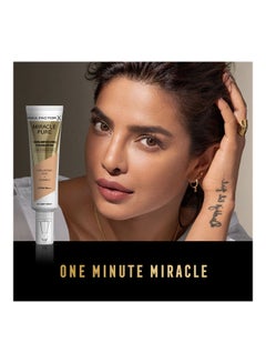 Max Factor Miracle Pure Skin Improving Foundation 40 Light Ivory  - Image 4