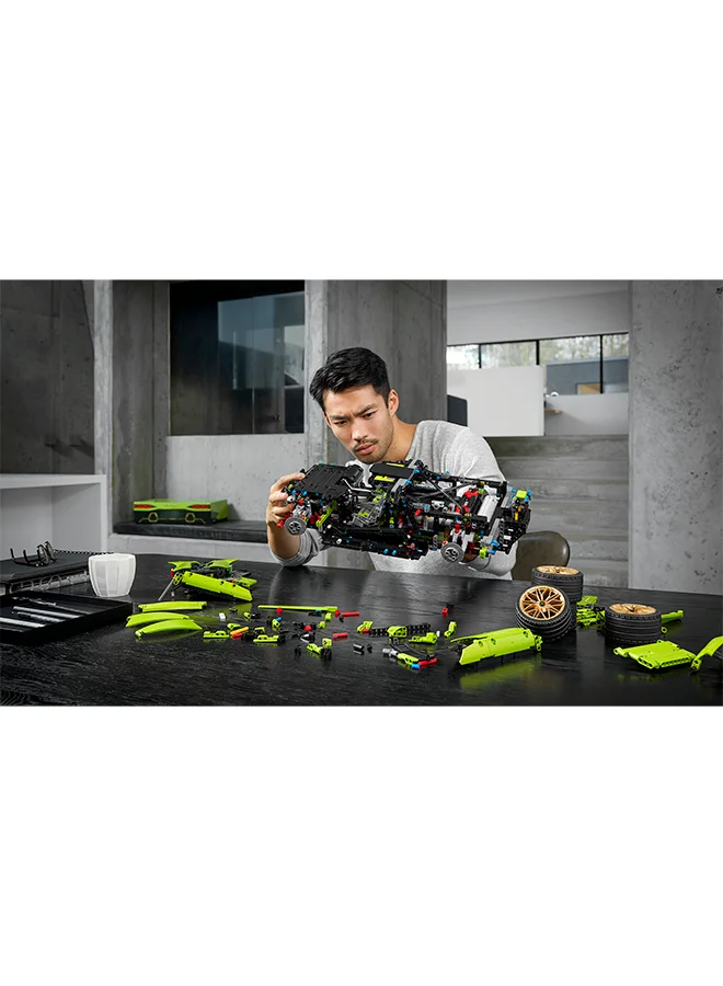 LEGO LEGO 42115 Technic Lamborghini Sián FKP 37 Building Toy Set (3696 Pieces)