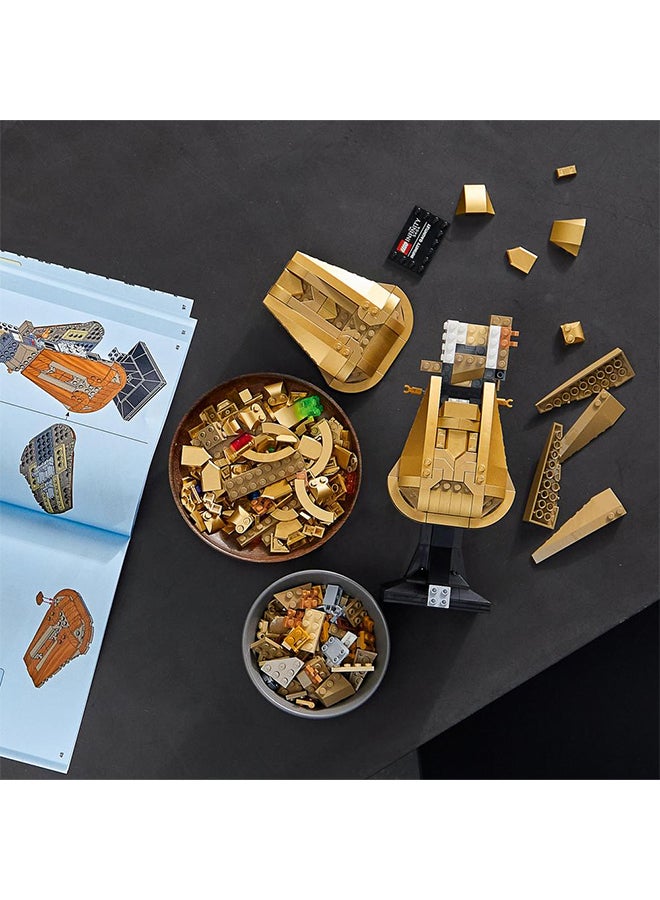LEGO - 6332679 Marvel Infinity Gauntlet Collectible Building Kit; Thanos Right Hand Gauntlet Model With Infinity Stones; As Featured In Marvel Studios’ Avengers: Infinity War And Avengers: Endgame Movies (590 Pieces) 76191 590 18+ years - Image 1
