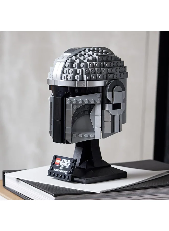 LEGO Star Wars TM The Mandalorian™ Helmet 75328 (584) Pieces
