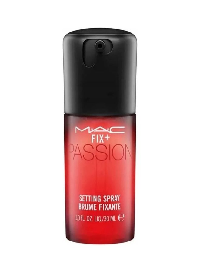 MAC - Fix Plus Passion Setting Spray With Aromatic Touch Red - Image 1