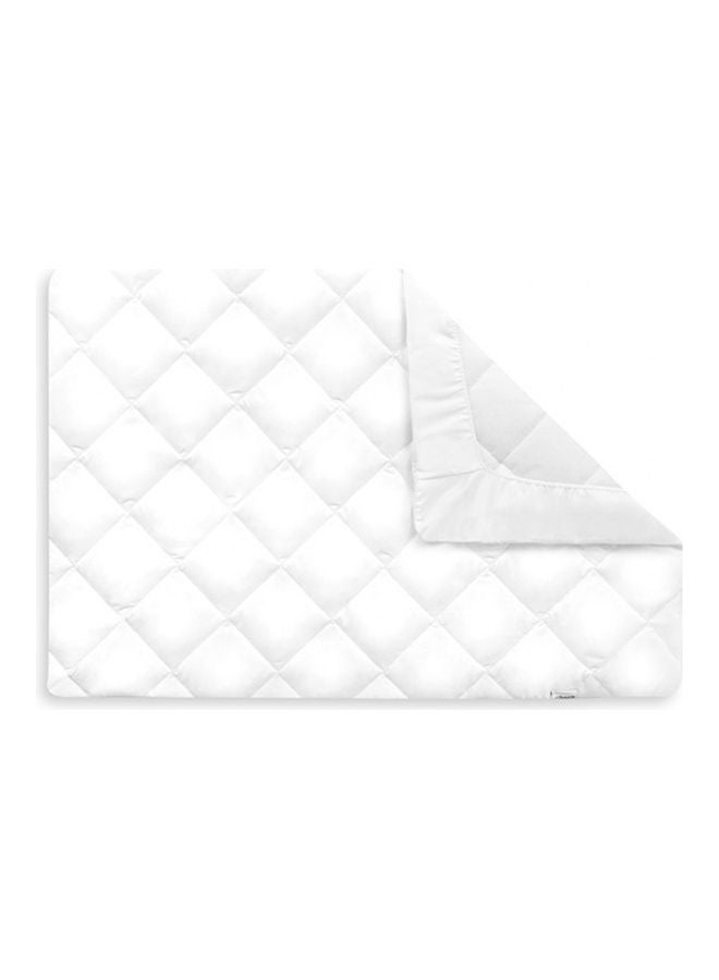 hauck - Fitted Sheet 80 X 50 Cm Bed Me, Baby Cot Fitted Sheet, Breathable, Temperature Regulating, Soft Quilted - White - Image 1
