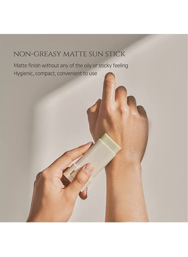 Matte Sun Stick : Mugwort+Camelia for face Sunscreen moisturizing with SPF 50 PA++++ Korean sunscreen skincare 18g 18grams - https://f.nooncdn.com/p/v1689573720/N53420431A_2.jpg?width=original