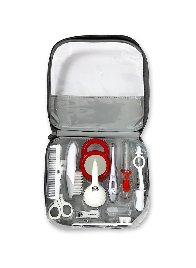 the FIRST years ARC Deluxe Baby Healthcare And Grooming Kit