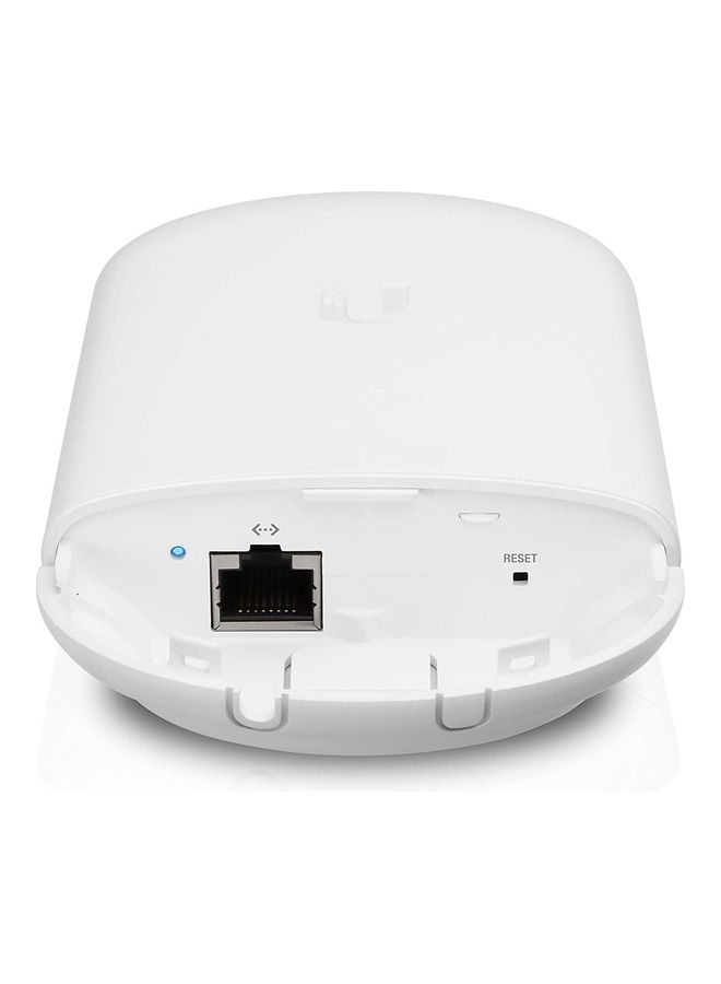 أوبيكويتي - LOCO5AC NanoStation Loco 5AC 5GHz 13dBi CPE/ White - Image 1