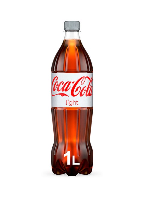 مشروب غازي خفيف في زجاجة بلاستيكية