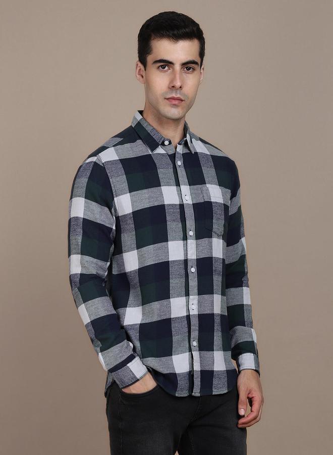 Dennis Lingo Checked Long Sleeves Casual Shirt by Styli  - Image 3