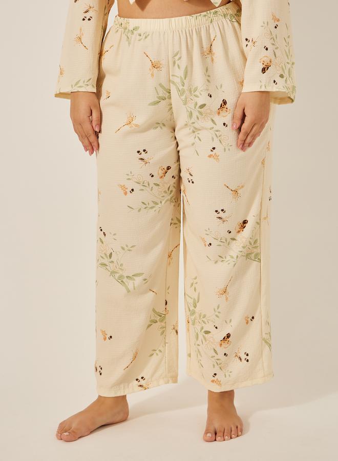Styli Floral print button up pyjama set with scallop edge collar and pocket  - Image 3