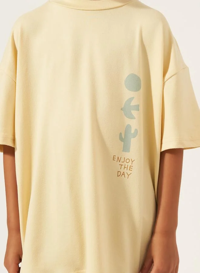 Styli Oversized Graphic Print T-Shirt