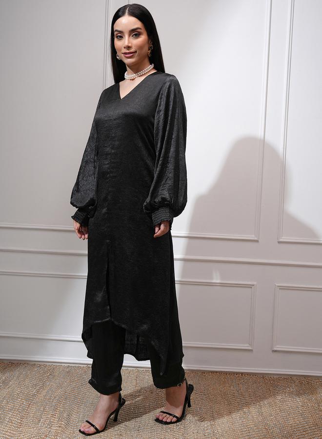 Vishudh Black Satin V-Neck Puffed Sleeves A-Line Kurta with Trousers by Styli  - Image 4