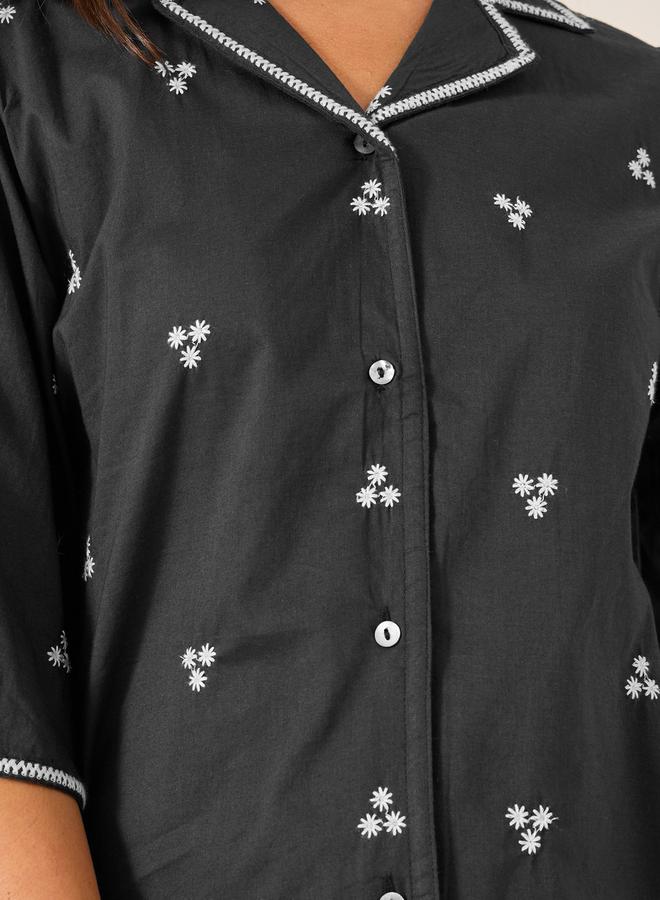 ستايلي بلوزة مطرزة بياقة مشقوقة وأزرار وأكمام واسعة - Image 4