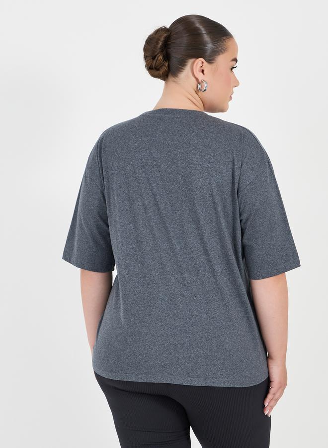 Styli Plus Size Graphic Print Round Neck T-Shirt  - Image 4