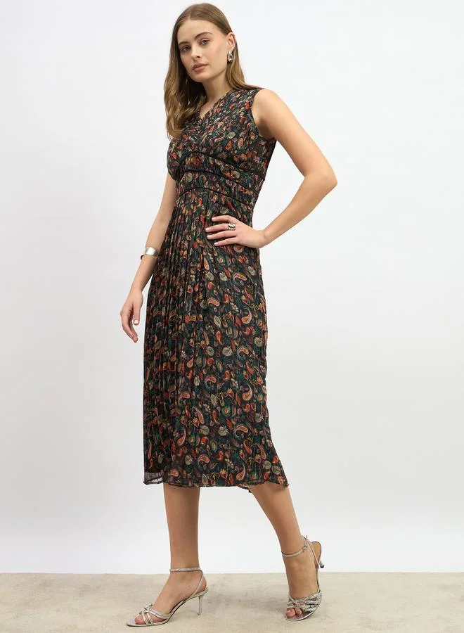 Styli Styli Paisley Print Pleated A-Line Midi Dress