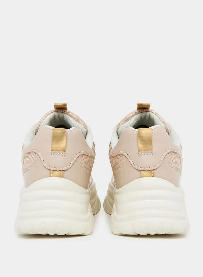ستايلي Textured Web Design Chunky Sneakers