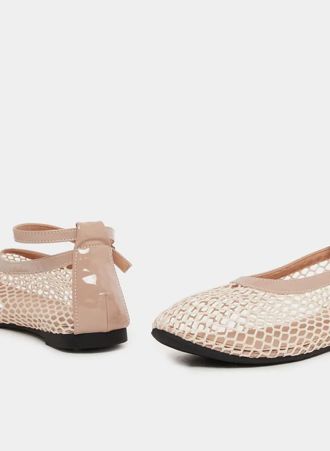 Styli Plain Ankle Strap Net Casual Shoes