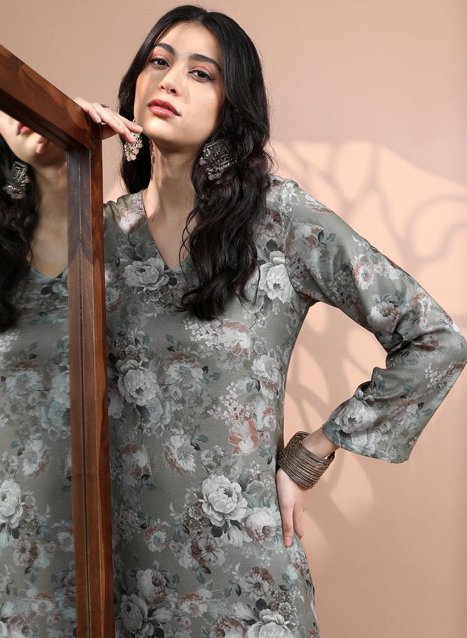 Vishudh Women Green Floral Printed Kurta with Trousers by Styli  - Image 2
