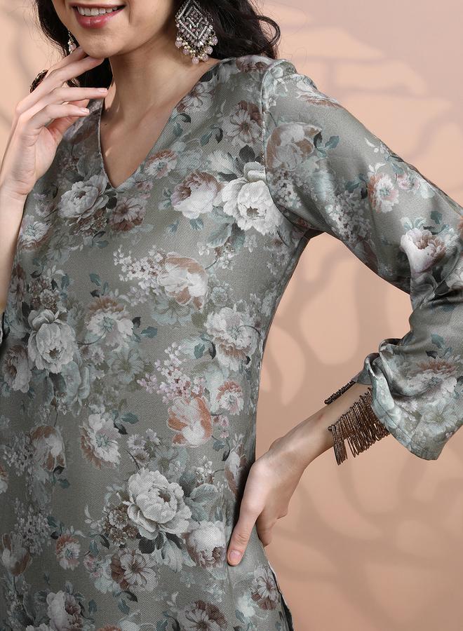 Vishudh Women Green Floral Printed Kurta with Trousers by Styli  - Image 4