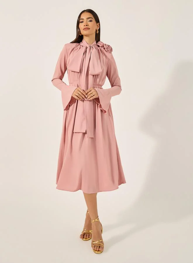 ستايلي Bell Sleeve Tie-Up Neck A-Line Midi Dress