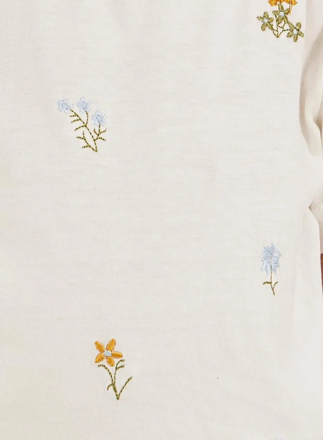 Styli Embroidered Round Neck Lingline T-Shirt