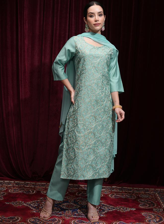 Vishudh Women Blue Embroidered Kurta Set - Image 2