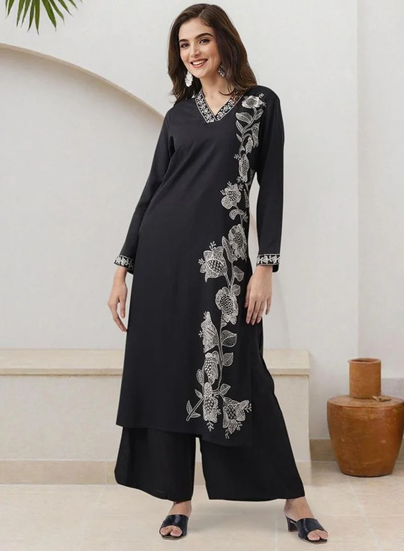 آي شين Women's Black Rayon Embellished Tunic Full Length Palazzo Straight Fit Kurta Set