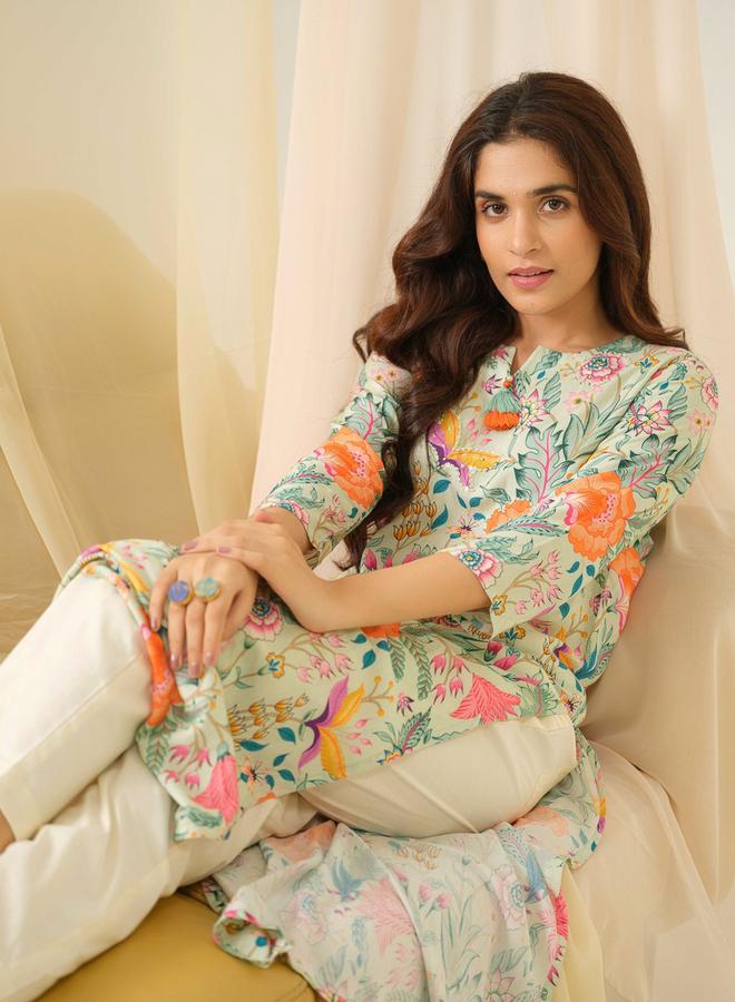 DW Floral Printed Straight Kurta by Styli  - Image 4