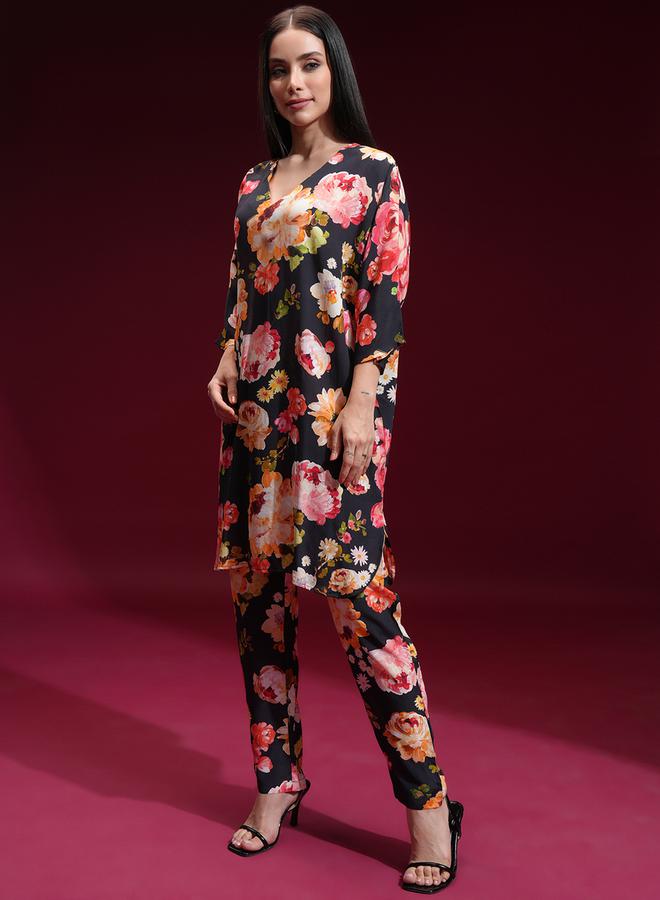 Vishudh Floral Printed V-Neck Tunic with Trousers Co-Ords by Styli  - Image 4